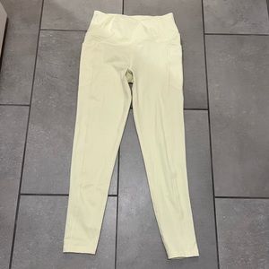Size 6 Victoria’s Secret leggings